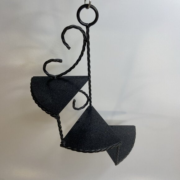 Vtg Twisted Wrought Iron Wall Shelf Black 3 Tiered Spiral Stair Ornate - Picture 3 of 7